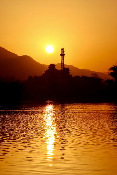 由良川に映る夕陽