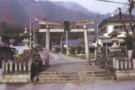 一宮神社(牧)　石造鳥居の画像