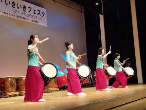 野いちごDON太鼓の演奏風景です