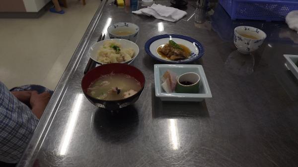 出来上がった小鯛の料理の写真です