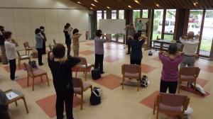 テンポよく体を動かしている様子です