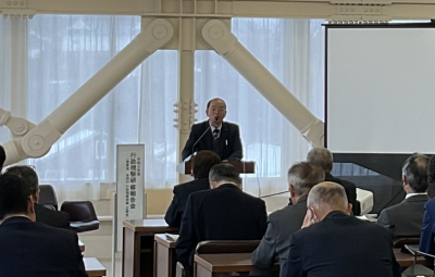 吉見純男議会運営委員長