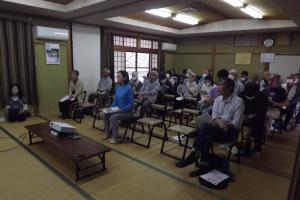 講座を聞きに来ている参加者の様子です